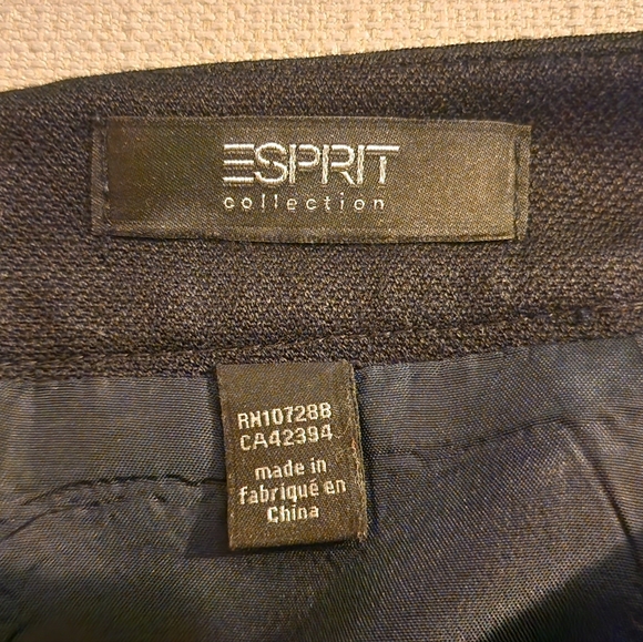 ESPRIT lined mini skirt in navy and black - Picture 2 of 6